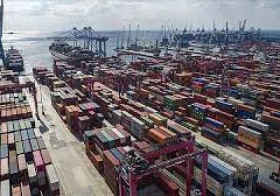 الصادرات الصينية ترتفع 1.5% إلى 13.47 تريليون يوان