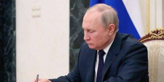 روسيا تفرض ضريبة استثنائية على الشركات الكبرى