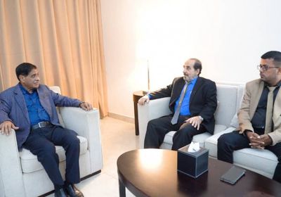 نائب رئيس الانتقالي: نؤمن بوحدة الصف تغليبا لمصالح الجنوبيين