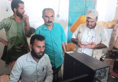 صرف مستحقات حالات الرعاية الاجتماعية بالحبيلين