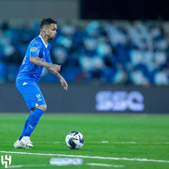 الهلال يواجه النصر في نهائي البطولة العربية