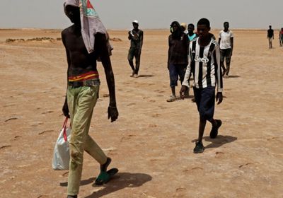 تونس وليبيا تتفقان على إيواء مهاجرين