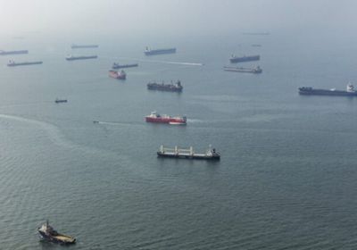 تعرض 3 ناقلات بضائع سائبة للنهب بمضيق سنغافورة