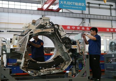 بكين تنتقد قيود أمريكا على الاستثمار في التكنولوجيا الصينية