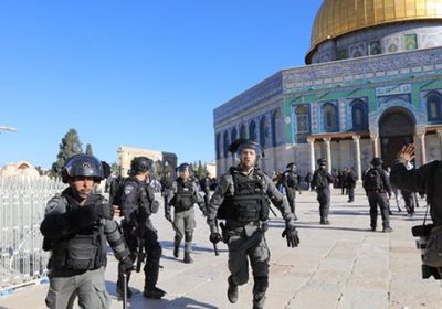 مجدداً.. مُستوطنون يقتحمون المسجد الأقصى