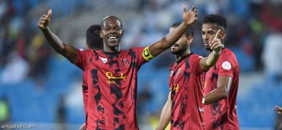 الرياض يحقق انتصاره الأول بالدوري السعودي