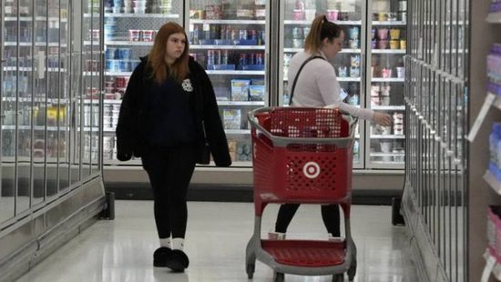 ثقة المستهلك الأمريكي تتراجع في أغسطس