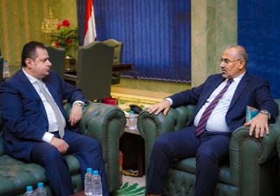 الرئيس الزُبيدي يطالب معين بإنهاء أزمة الكهرباء فورا