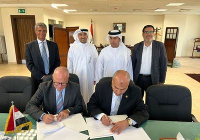 اتفاق مصري إماراتي لتوريد القمح بـ500 مليون دولار