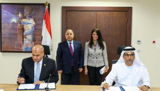 مصر والإمارات توقعان اتفاقية لتمويل واردات القمح لـ5 سنوات