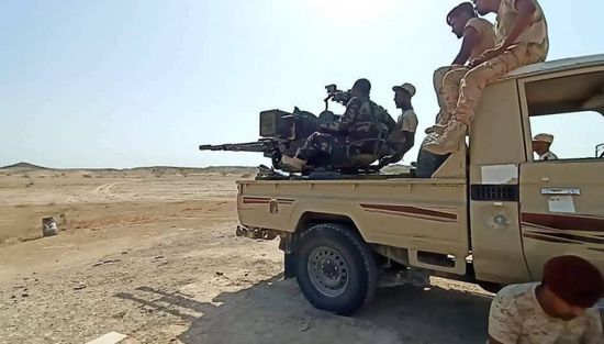 اختتام الدورة الأولى مدفعية بالمدرسة القتالية في المكلا