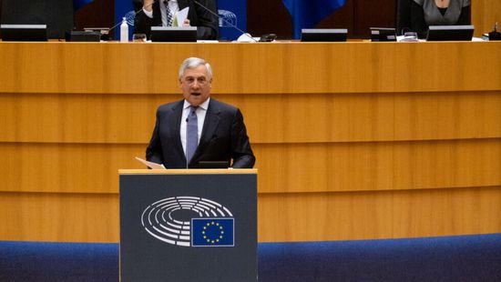 وزير إيطالي: اغتيال معمر القذافي خطأ فادح