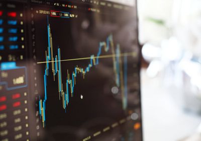 بورصة مسقط تغلق مرتفعة 0.4% بختام التداولات