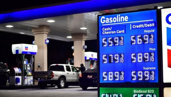 أسعار البنزين في أمريكا ترتفع 7% خلال شهر