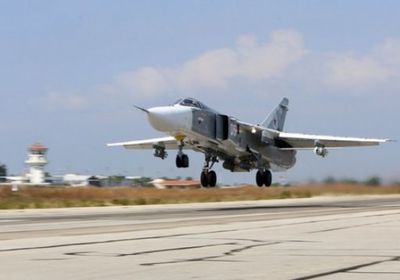 موسكو: طائرة حربية تضررت بعد هجوم على مطار