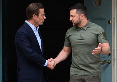 زيلينسكي يزور السويد للقاء العائلة المالكة