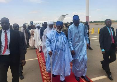 تفاصيل لقاء وفد "إيكواس" بالرئيس النيجيري المعزول بازوم