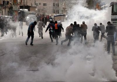 حالات اختناق خلال مواجهات مع قوات الاحتلال