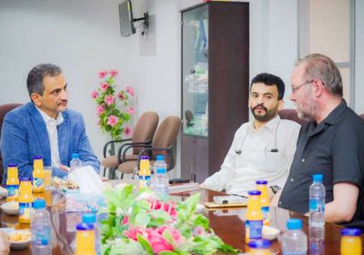 لملس يبحث التعاون مع "أطباء بلا حدود" لتحسين الخدمات الصحية