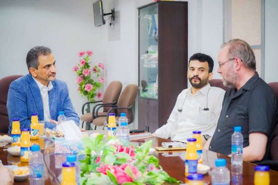 لملس يبحث التعاون مع "أطباء بلا حدود" لتحسين الخدمات الصحية