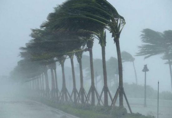 العاصفة المدارية إميلي تتشكل غربي جزر الرأس الأخضر