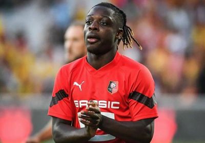 مانشستر سيتي يتفق مع المهاجم الفرنسي جيريمي دوكو