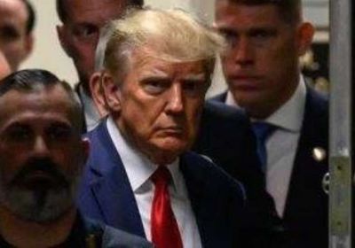 ترامب يعتزم تسليم نفسه الخميس