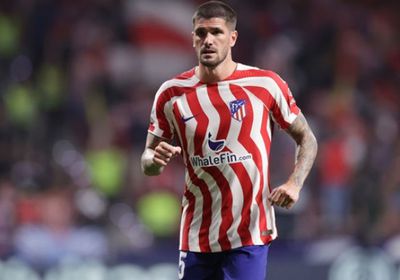 رودريغو دي باول يحدد موقفه من عرض الأهلي السعودي