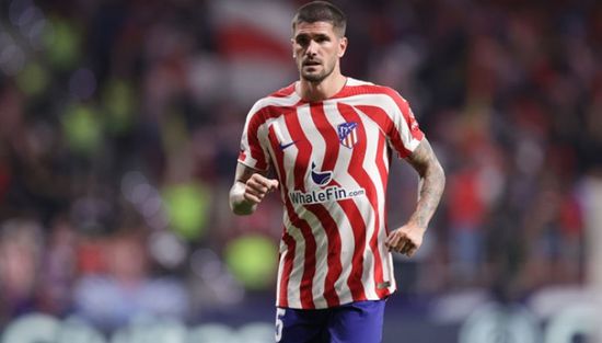 رودريغو دي باول يحدد موقفه من عرض الأهلي السعودي