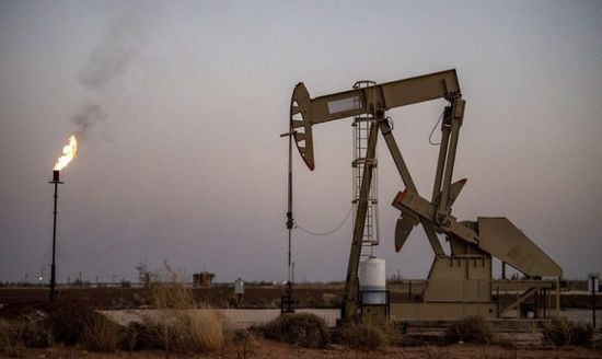 ارتفاع النفط بعد تراجع المخزونات الأمريكية
