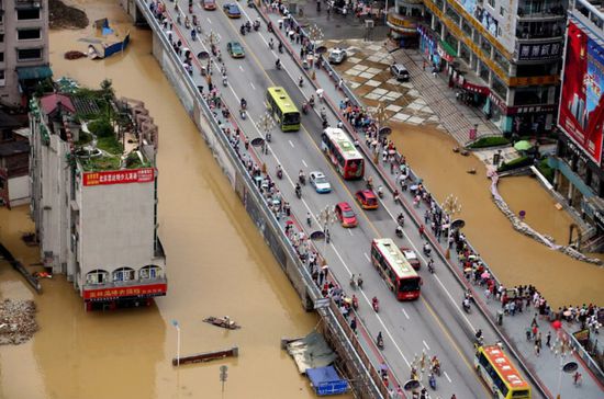 الصين ترصد 137 مليون دولار لإعادة إعمار مناطق الفيضانات