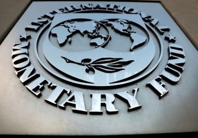 النقد الدولي يطلب من الأرجنتين خفض سعر البيزو 100%