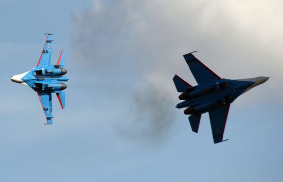 مقاتلات روسية تعترض طائرات استطلاع