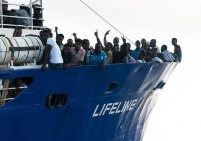 إيطاليا تحتجز سفينتين لإنقاذ المهاجرين لهذا السبب