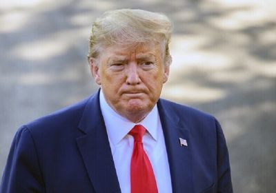 ترامب يهاجم بايدن ومنافسيه الجمهوريين