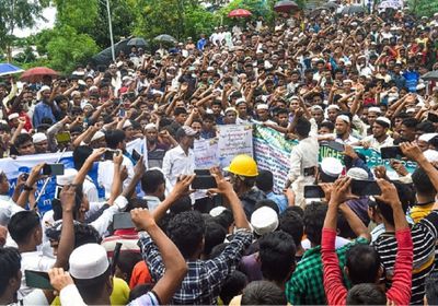 لاجئو الروهينغا يتظاهرون في بنغلادش