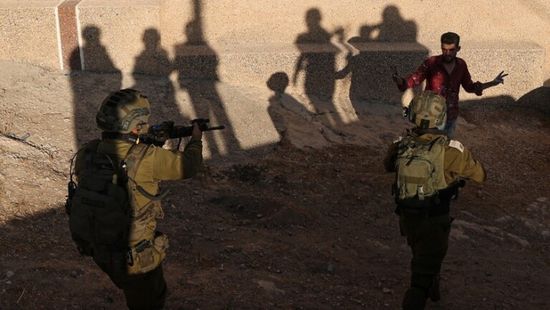 الجيش الإسرائيلي ينفذ حملة اعتقالات في الضفة الغربية