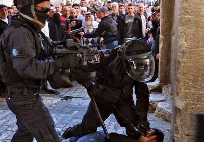 إصابة 4 فلسطينيين إثر مواجهات مع الشرطة الإسرائيلية بالقدس