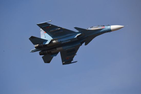 طائرة روسية ترافق مسيرة أمريكية فوق البحر الأسود