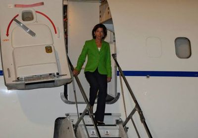 وزيرة التجارة الأمريكية تبدأ زيارتها إلى الصين