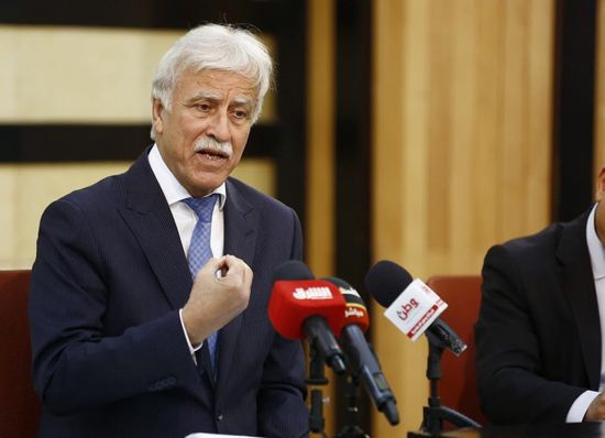 وزير التربية والتعليم الفلسطيني يعلن استقالته