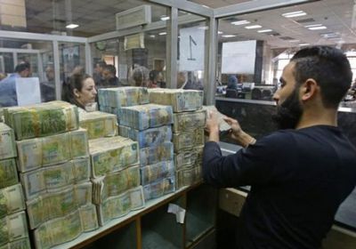 هبوط سعر الدولار في سوريا بالبنوك والسوق الموازية