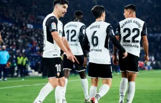 موعد مباراة ألافيس وفالنسيا بالدوري الإسباني