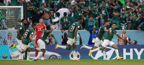 مانشيني يعلن تشكيلته الأولى للسعودية لمواجهة كوستاريكا