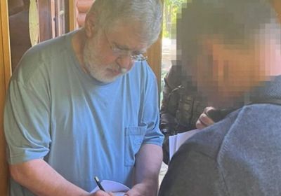 فضيحة تلاحق رجل أعمال أوكرانياً