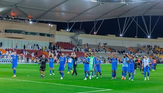 الهلال السعودي يتغني عن 4 لاعبين للشباب