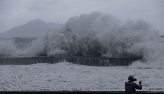 وصول الإعصار هايكوي إلى اليابسة في تايوان