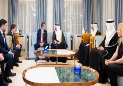 وزير الخارجية البحريني يستقبل نظيره الإسرائيلي بالمنامة