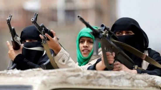 كتائب الحوثي النسائية.. إرهاب وإجرام لا يقل وحشية
