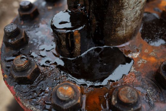 السعودية: تمديد خفض إنتاج النفط مليون برميل لديسمبر